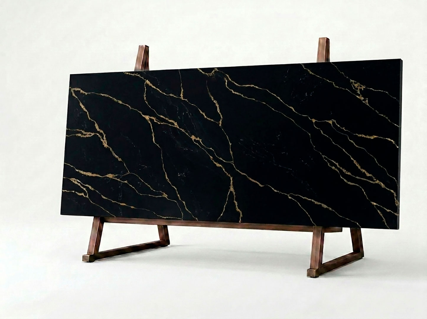 Nero Aurum